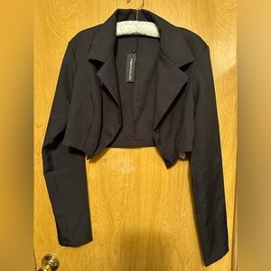 NWT Pretty Little Things cropped black open blazer size 4